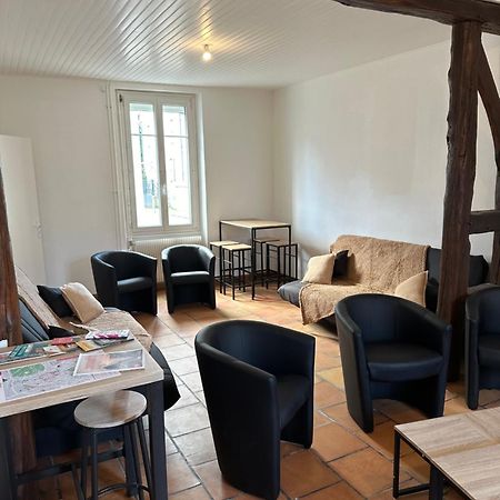 Maison Familiale, 13 Lits, 3 Sdb, Parking Gratuit, Jardin, Terrasse Bourges Exterior photo
