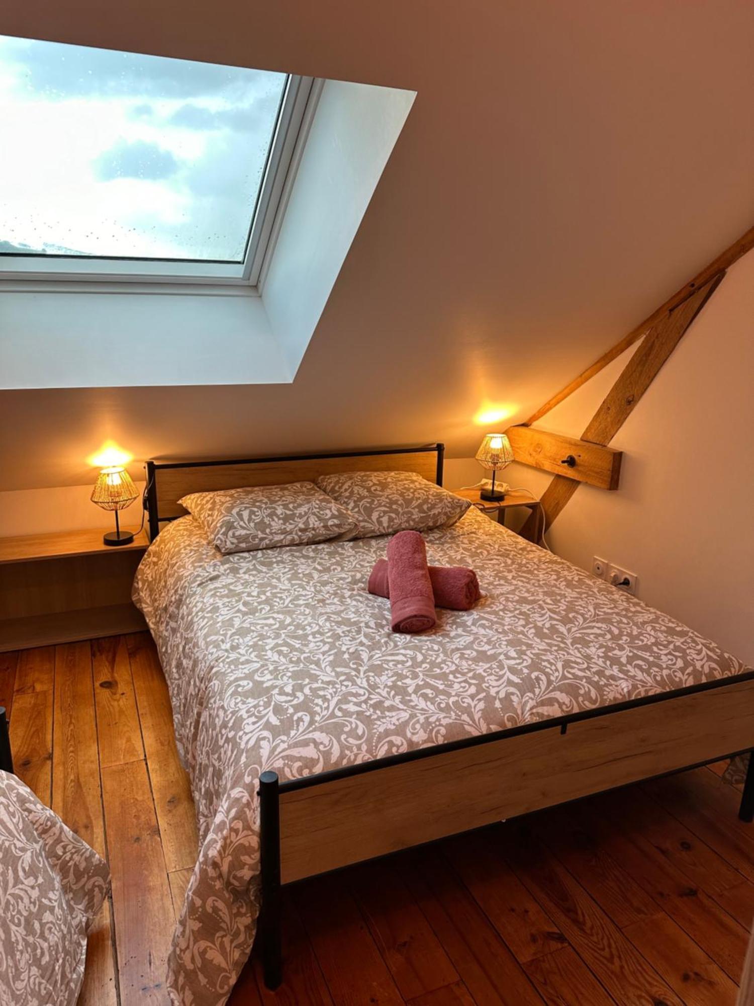 Maison Familiale, 13 Lits, 3 Sdb, Parking Gratuit, Jardin, Terrasse Bourges Exterior photo